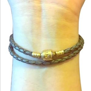 Pandora leather bracelet w/gold clasp